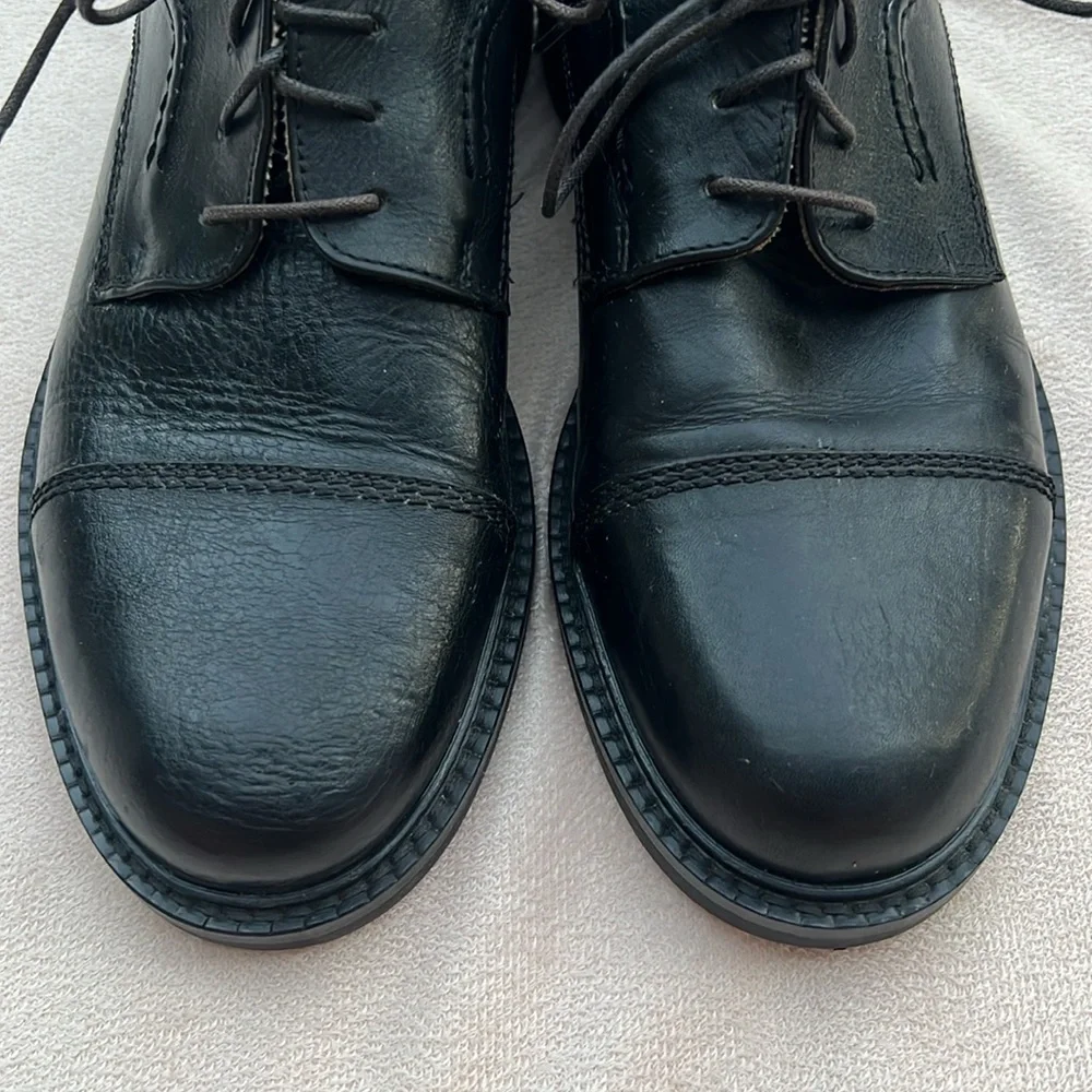 Vintage Canyon River Blues black chunky Oxford shoes (men 7.5 /women 8.5) Italy